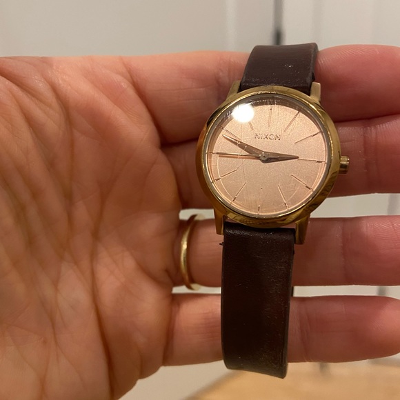 Minimalist Nixon rose gold face watch with brown leather band - Picture 3 of 5